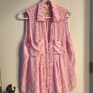 Sleeveless print shirt. Anthropologie